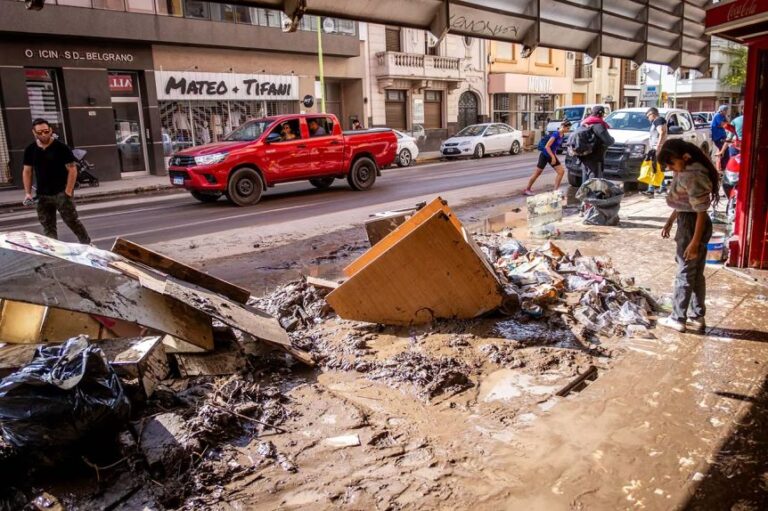 A un mes de la inundación de Bahía Blanca: la incógnita de cómo salir adelante