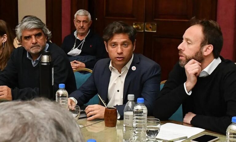 Kicillof recibe a los gremios estatales para discutir nuevos aumentos de sueldos
