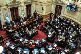 En el Senado impulsan una sesión en homenaje al papa Francisco y se trasladaría el debate por Ficha Limpia