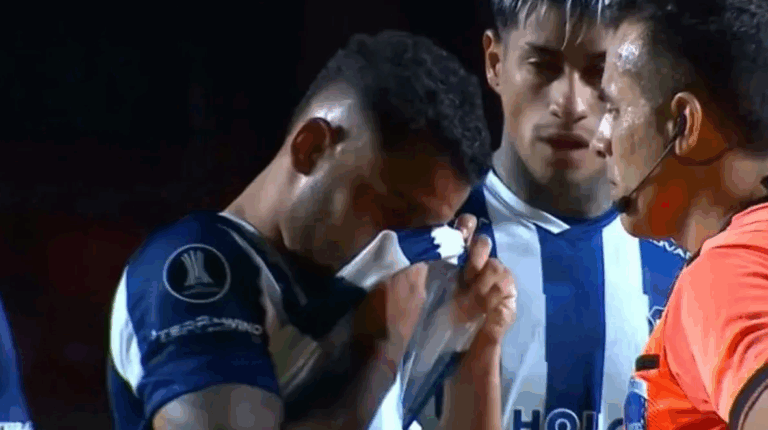 Escándalo: el terrible acto de xenofobia que desató el llanto de un jugador de Talleres
