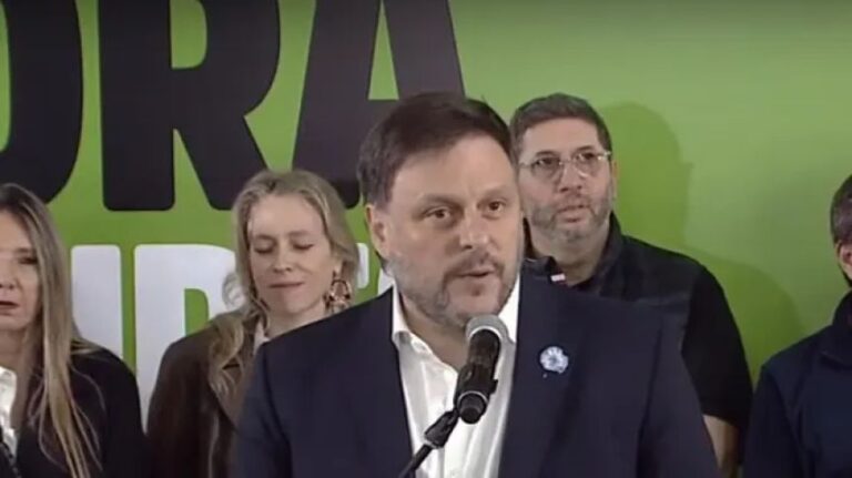 Santoro admitió que perdió y pidió seguir trabajando por «una ciudad sin crueldad»