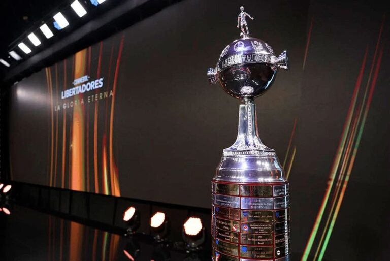 El sorteo de la Copa Libertadores: River jugará ante Libertad y Racing enfrentará a Peñarol en los octavos de final