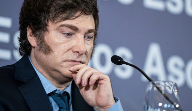 $Libra: exigen la imputación de Milei