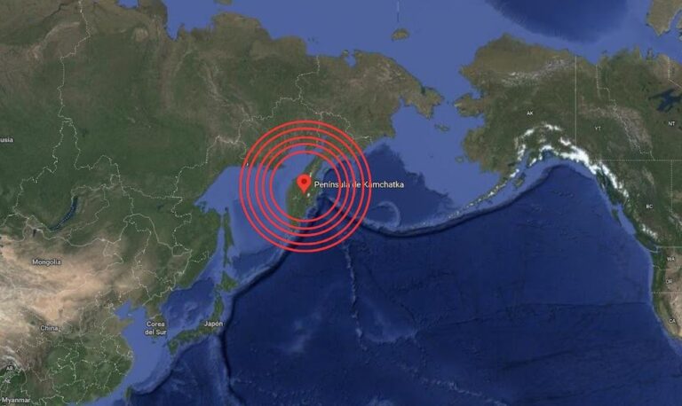 Terremoto de magnitud 8.7 sacudió el este de Rusia y activó un alerta de tsunami en el Pacífico