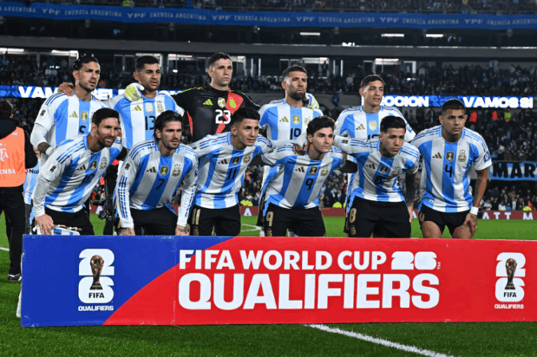 Argentina continúa como líder del Ranking FIFA y quedó a un paso de alcanzar un récord de España