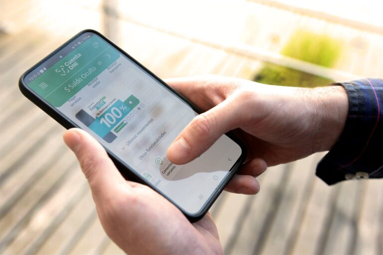 Cuenta DNI en agosto: beneficios, ahorros y reintegros