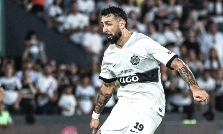 Lucas Pratto quedó a un paso de volver al fútbol argentino