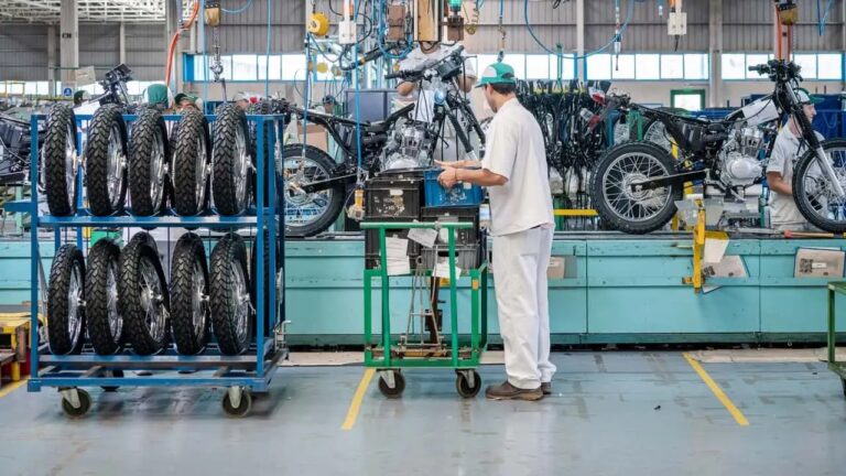 La UIA advierte amesetamiento en la industria