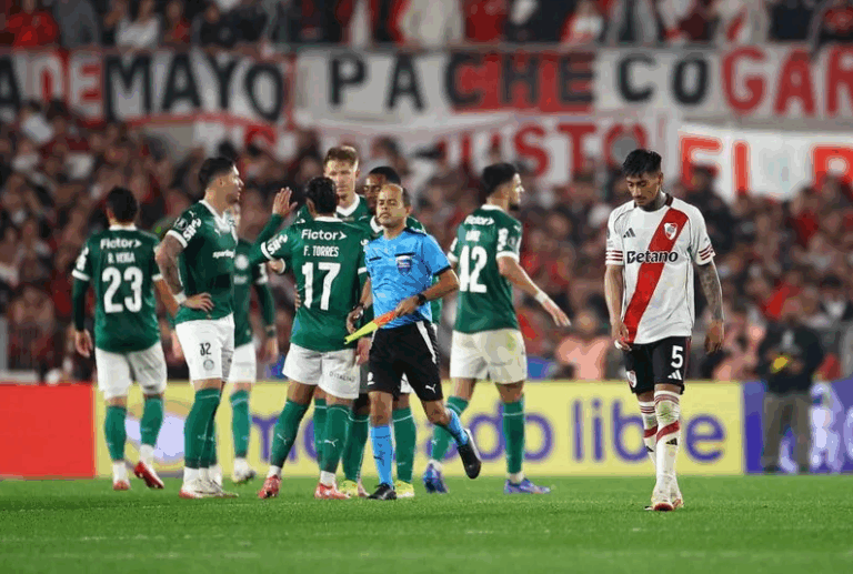 Palmeiras derrotó 2-1 al “Súper River” de Gallardo en el Monumental
