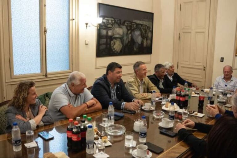 La mesa chica de la CGT confirmó la participación de la central obrera en la Marcha Federal al Congreso de la Nación