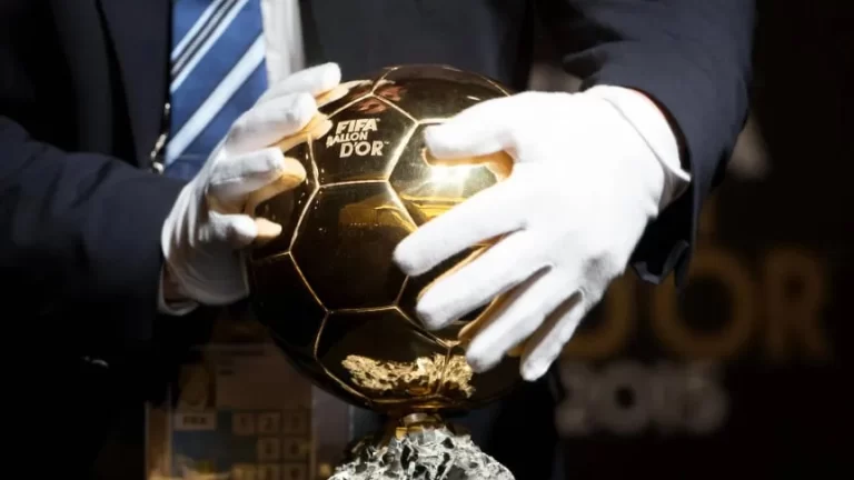 Se filtró una supuesta lista del Balón de Oro y estalló la polémica, pero la organización la desmintió