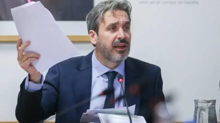 Ramos Padilla afirmó que reimprimir las boletas era «inviable»