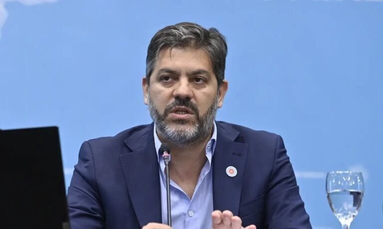 Bianco cruzó a Milei por “convertir al país en una colonia”