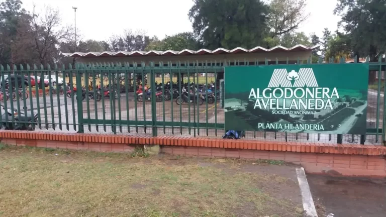 Algodonera Avellaneda cerró temporalmente y deja en vilo a 300 trabajadores