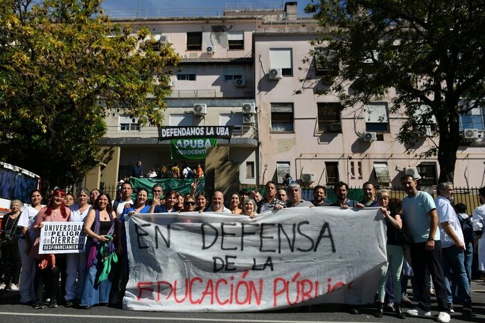 Paros universitarios en todo el país por la no aplicación de la Ley de Financiamiento