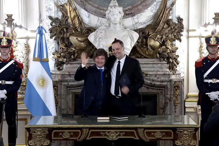 Manuel Adorni asumió como jefe de Gabinete en la Casa Rosada