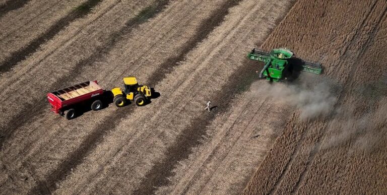 Cae la venta de maquinaria agrícola, según el Indec