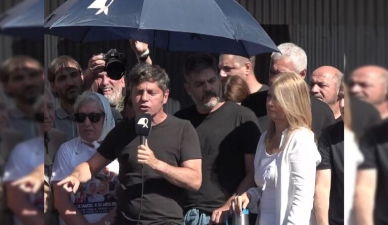 Kicillof llamó a defender la democracia en el aniversario del Golpe