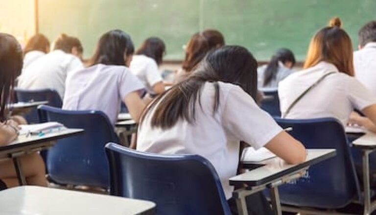 Se reactivan los vouchers educativos