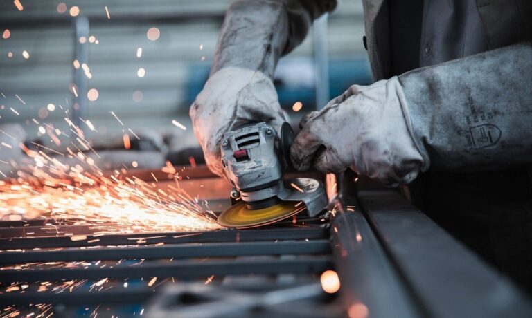 La metalurgia no repunta: acumula una caída de 6,9% en 2026