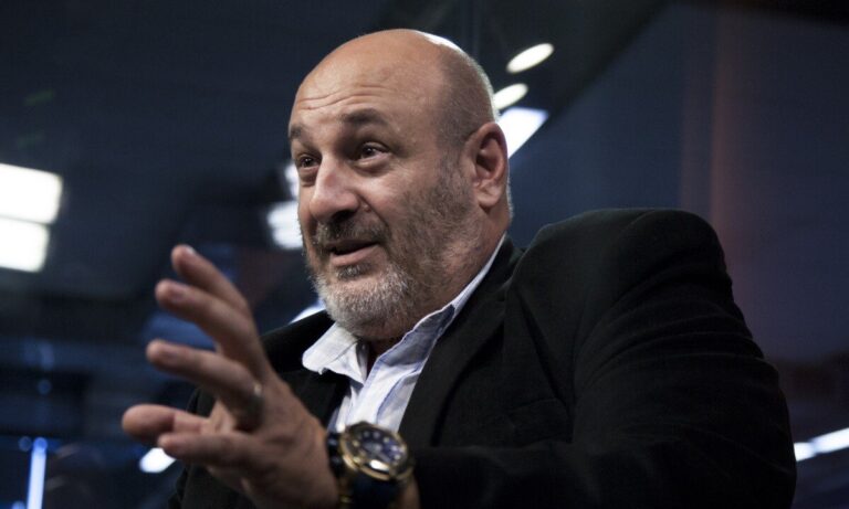 Santiago Cúneo: “Milei es un genocida social”