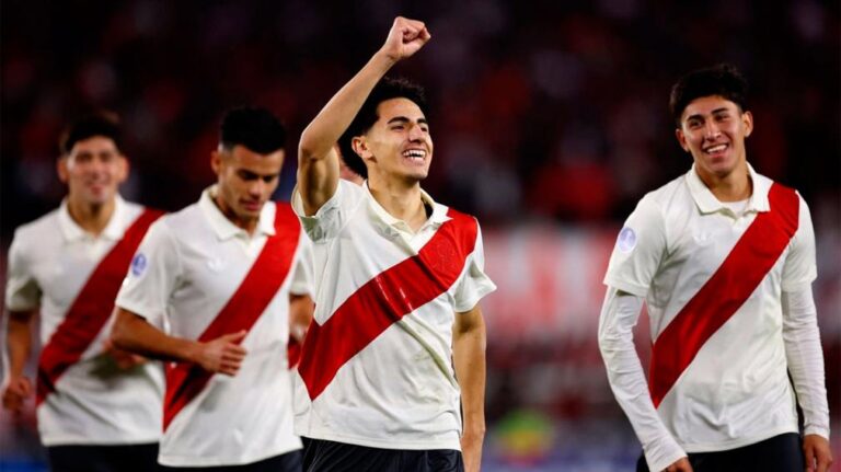 River Plate goleó 3-0 a Blooming y se clasificó a los octavos de final de la Copa Sudamericana