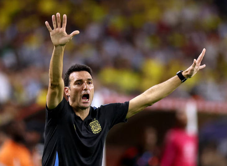 Scaloni tiene definidos 24 de los 26 nombres de la lista final de la Selección para el Mundial: los dos cupos en duda