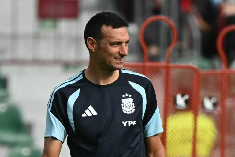 Las dos sorpresas que evalúa Lionel Scaloni para la lista de 26 de la selección argentina
