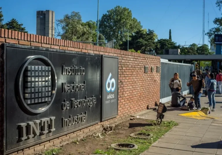 INTI: paro de 24 horas contra 700 despidos y recorte de funciones
