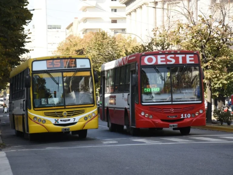 Aumentan los colectivos en el AMBA y el boleto mínimo ya supera los $1000
