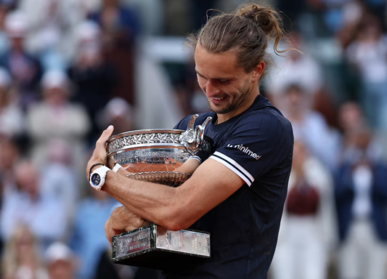 Alexander Zverev venció a Flavio Cobolli en la final de Roland Garros y logró el primer Grand Slam de su carrera