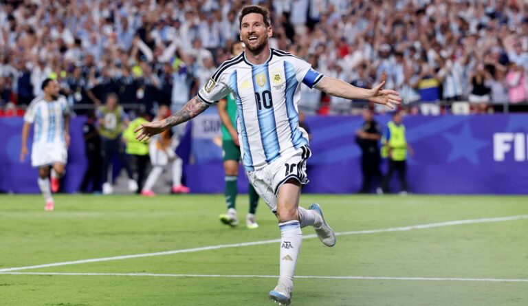 Por el orgullo y la memoria, Argentina se mide ante Inglaterra por la semifinal del Mundial