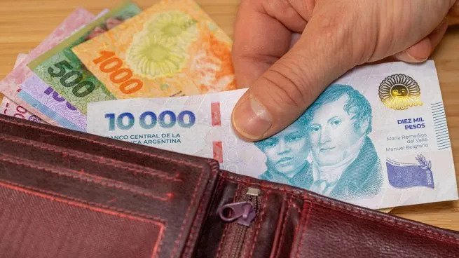 Los salarios anotaron una nueva baja
