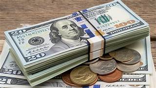 El Banco Central habilitó las cuentas sueldo en dólares para que las empresas puedan pagar salarios en esa moneda