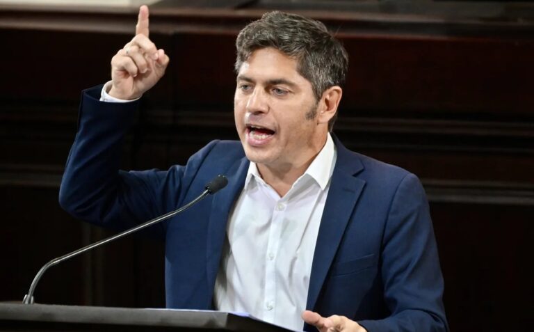 Kicillof: “Es fácil hablar de superávit cuando es a costa del pueblo”