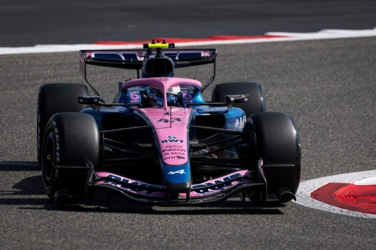 La imagen que eligió Alpine para anunciar el GP de Bahréin tras el choque de Colapinto en Azerbaiyán